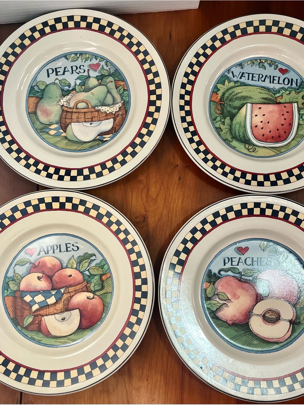 Vintage Susan Winget Harvest Fair Fruit Plates Set of 4 Certified International